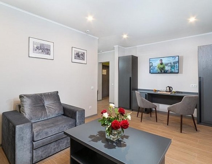 Стандартный 2-местный 2-комнатный корпус 4,5,7 - Санаторий «Анапа»